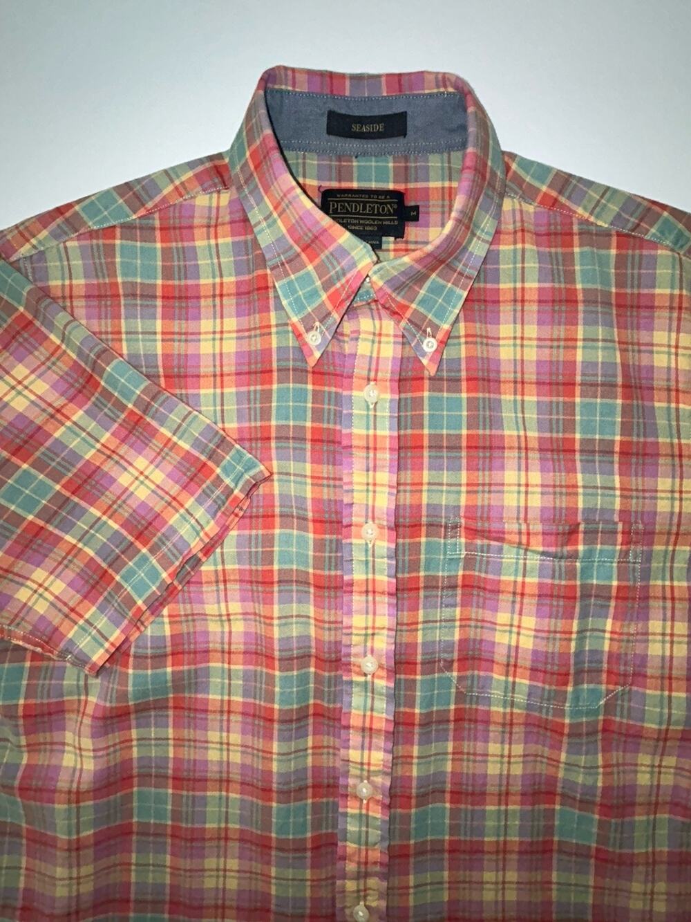 Pendleton Seaside Multi-Color Plaid Button Down Short Sleeve Shirt Men’s Medium